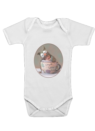  Painting Baby With Owl Cap in a Teacup para bebé carrocería