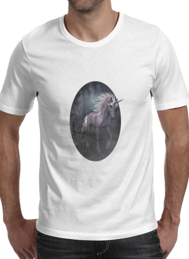  A dreamlike Unicorn walking through a destroyed city para Camisetas hombre