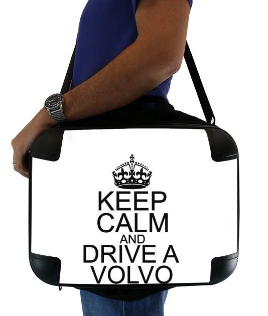  Keep Calm And Drive a Volvo para bolso de la computadora